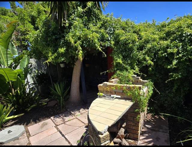 3 BEDROOM HOUSE FOR SALE IN MONTE VISTA